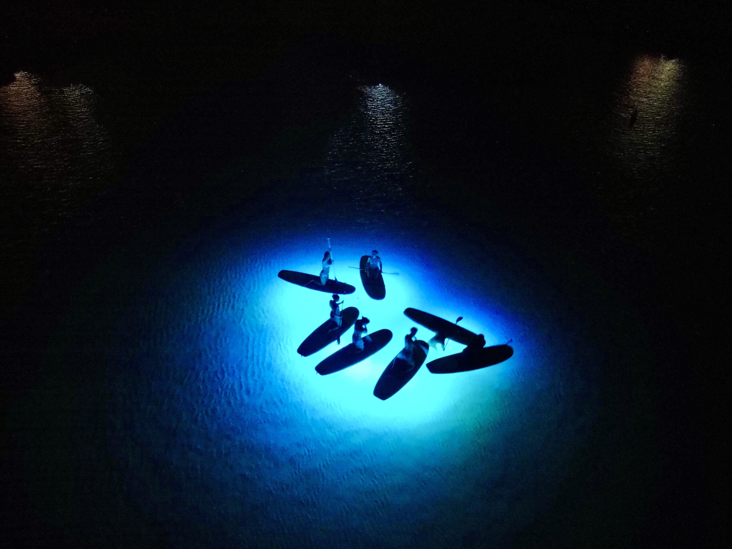 Paddle Surf NEON Experience al atardecer - Imagen 9