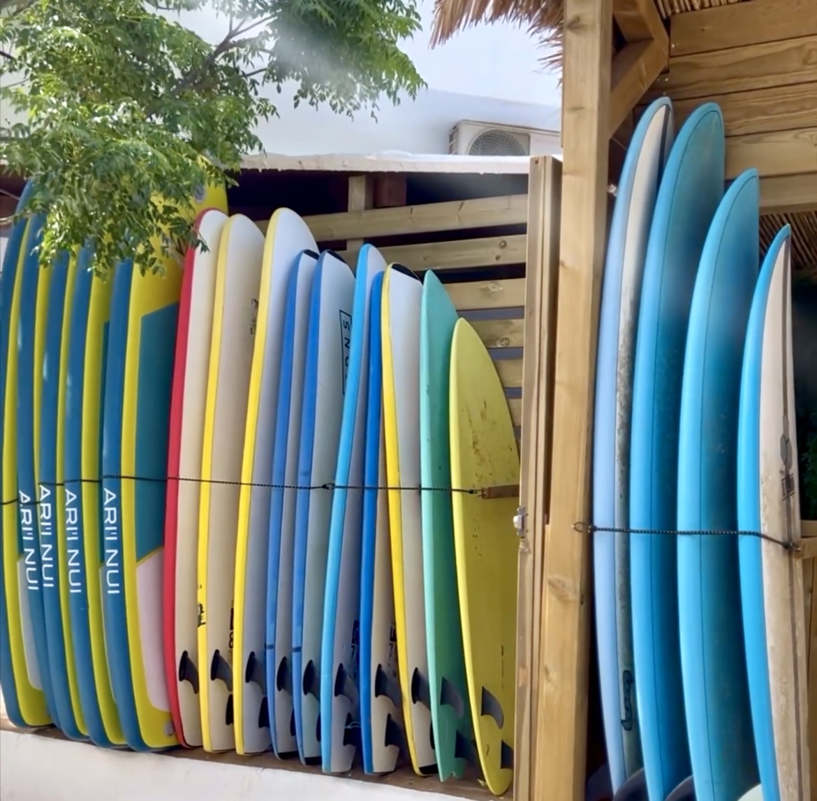 Alquiler tabla de surf Menorca