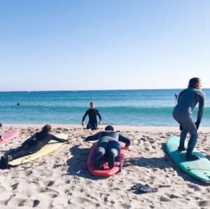 Curso mensual de Surf flexible de 12h en Grupo