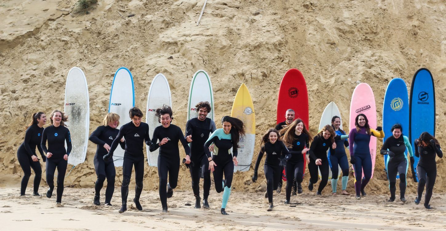 Manihi Surf School